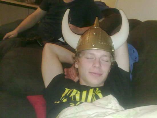 4 Uhr morgens... Konrad hat genug