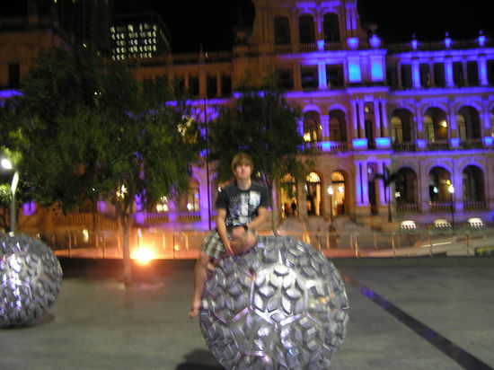 Tom genügte die kleine Kugel 