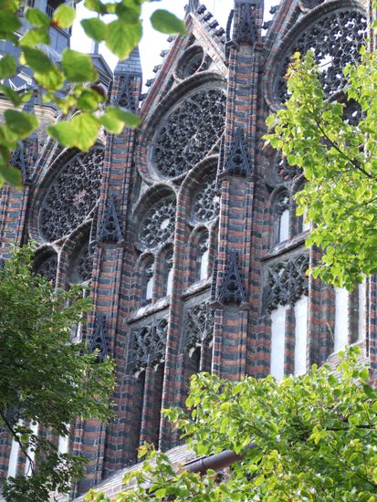 Filigranarbeit am Dom 1