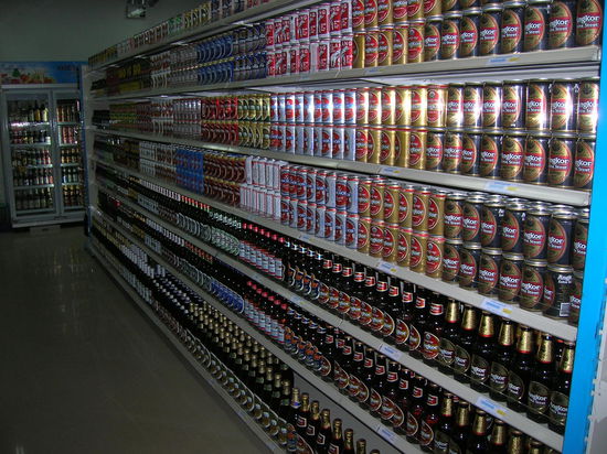 Supermarktoverkill. Alles Bierdosen!