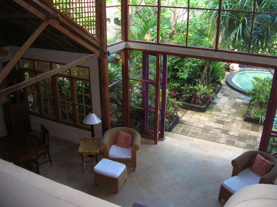 Blick von der Galerie in den offenen Wohnbereich