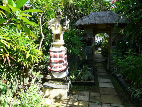 Kleine Hausaltaere zur Daemonenvertreibung