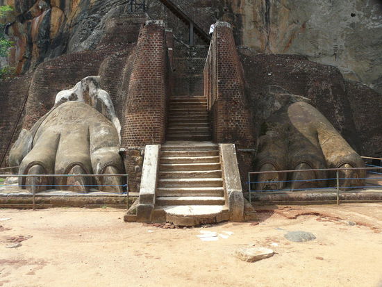 Löwenpforte... Eingang zum Felsenpalast