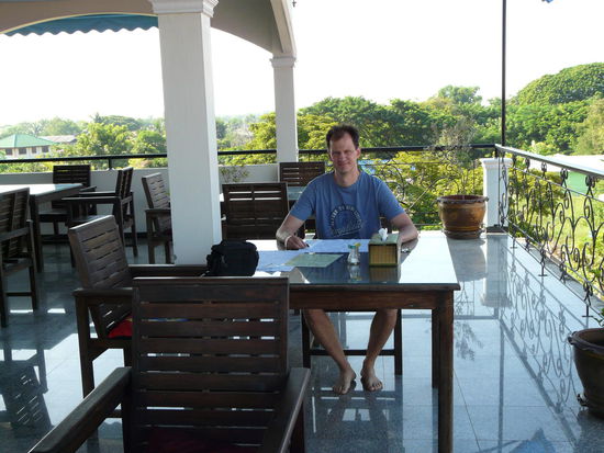 Frühstück auf der Dachterrasse