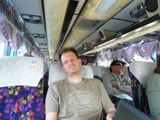 Toller Bus mit super Gardinen