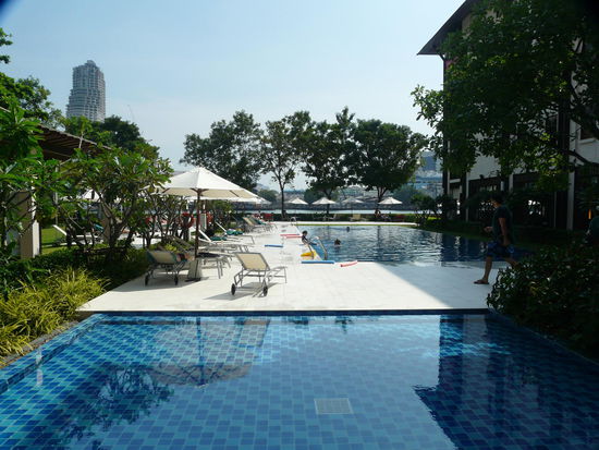 Ibis Bangkok Riverside