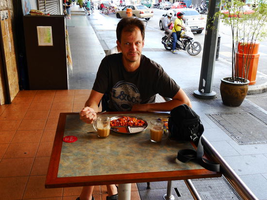 Frühstück beim Inder.