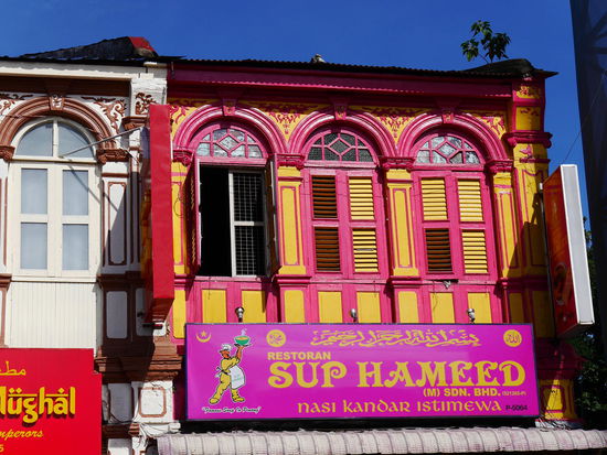 Lustige Häuserfassaden