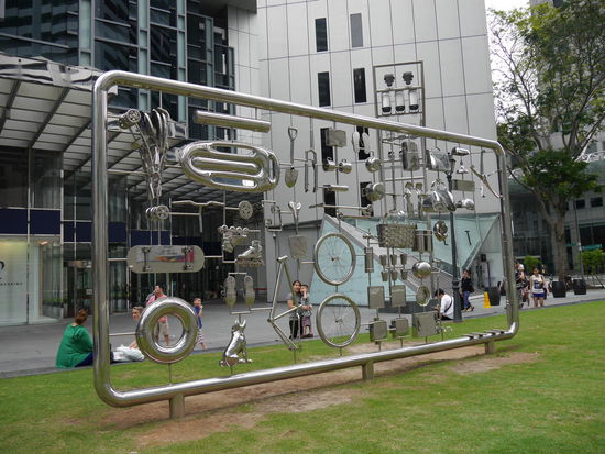 MRT Station Raffles Place