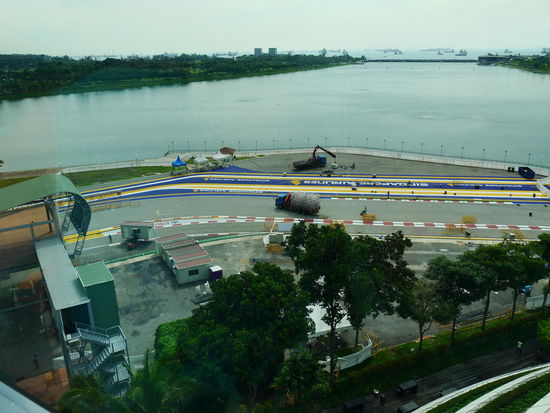 Blick auf einen Teil der Formel1 Strecke.