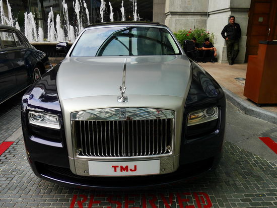 Der Parkplatz des Fullerton Hotels.