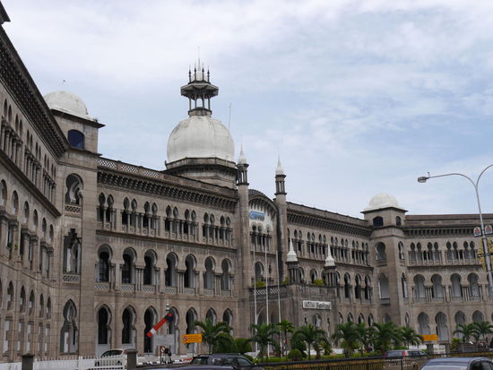 Altes Haus mit unaussprechlichem Namen.