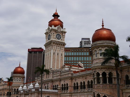 Sultan Abdul Samad Building. Bis 2007 tagte hier der Oberste Gerichtshof. Jetzt ist es Sitz des Ministeriums für Information und Kultu