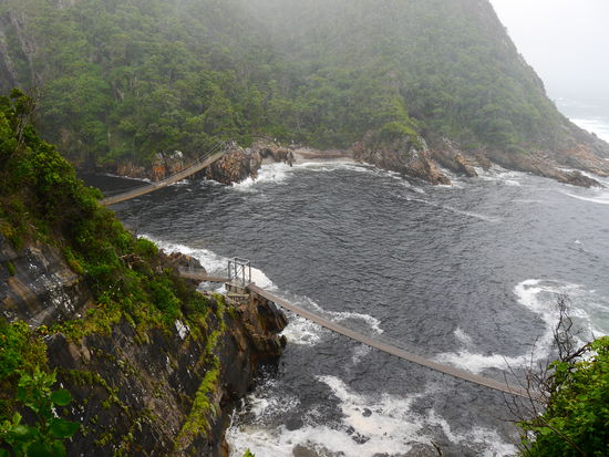 Suspension Bridge, leider bei Scheisswetter....