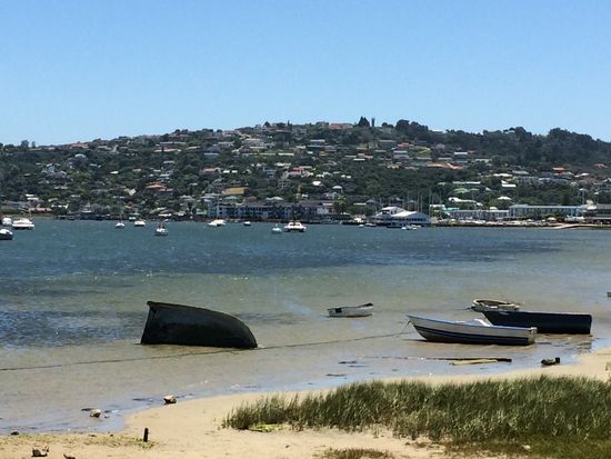 Blick von Thesen Island auf Knysna