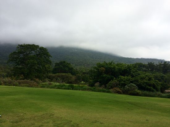Früh morgens, noch wolkenverhangen