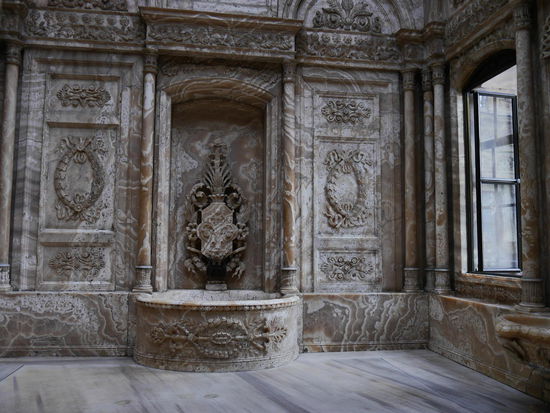 Hammam im Haarem. Komplett aus Marmor