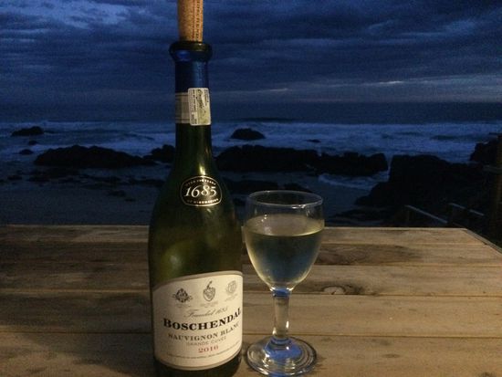 Der Grill lodert, das Meer rauscht, ein Glas Weißwein...