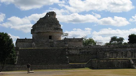 Caracol, das Observatorium mit Schneckenhaustreppe.