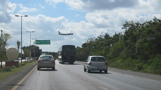 Am Flughafen von Cancun