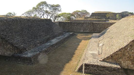 Der Pelota, der rituelle Ballspielplatz
