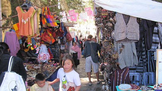 Der Markt vor der Santo Domingo