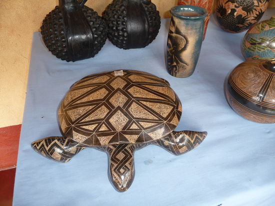 schöne Keramik-Gegenstände