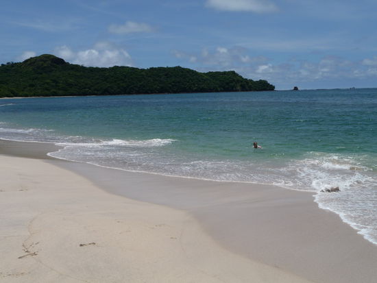 Einsames, entspanntes Baden am Playa Conchal.