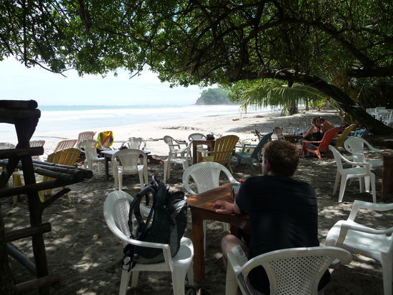 Im Cafe direkt am Strand
