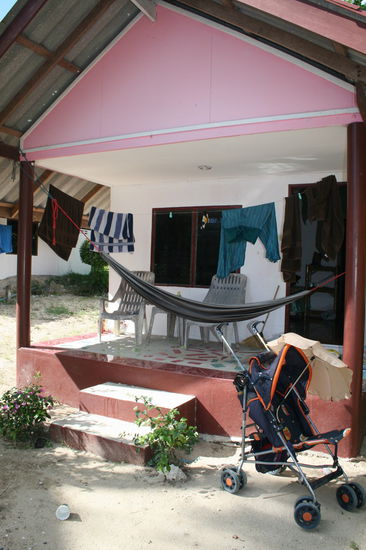 My hut is my castle
dieser Bungalow war für 2 Wochen unser Zuhause