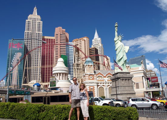 Seht ihr die Achterbahn (nur ein kleiner Teil davon)?