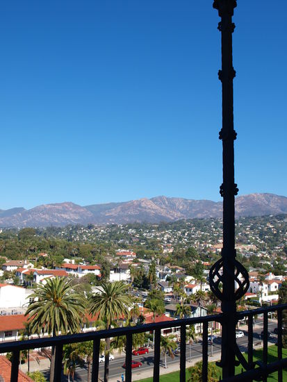 ...und ein Blick vom Turm auf Santa Barbara