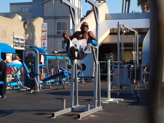 und so bekommt man Muskeln!