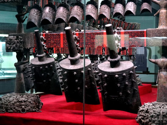 Die Glocken aus dem Grab des Fürsten Yi von Zeng.