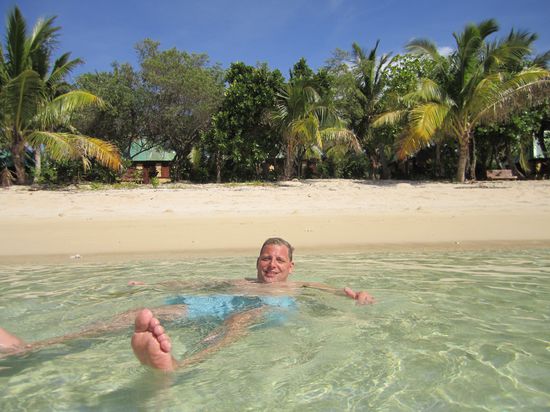 What a swim auf Barefoot Island