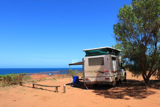 Campground an vorderster Front am Indischen Ozean....mit einem  kühlen Bier und Steaks auf den Sunset warten.......What a life!!!!