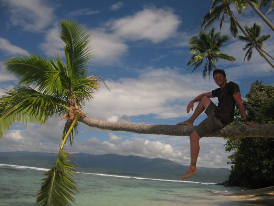 Ganz ehrlich, ich habe hier KEIN Photoshop, das Bild ist ECHT, ich schwoers beim Wetter-Gott von Fiji! (und den will man nicht veraergern, schliesslich koennte ich Regen oder sowas ekliges machen...)