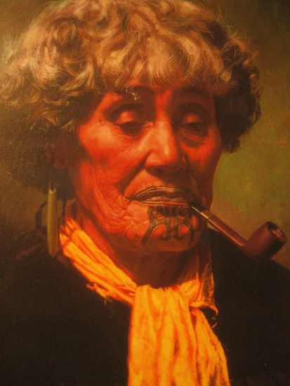 Das ist die Frauen-Version (ja, das ist tatsaechlich eine Frau, der man als Enkel aber lieber keine Streiche spielt, glaube ich), aber als total harter Typ, lass ich mir wenn dann natuerlich die komplette Fratze zumalen und wenn ich dann noch die Zunge rausstrecke, dann seh ich bei meiner Rueckkehr (braun gebrannt, wie ich dann bin), ungefaehr so aus, Mama...