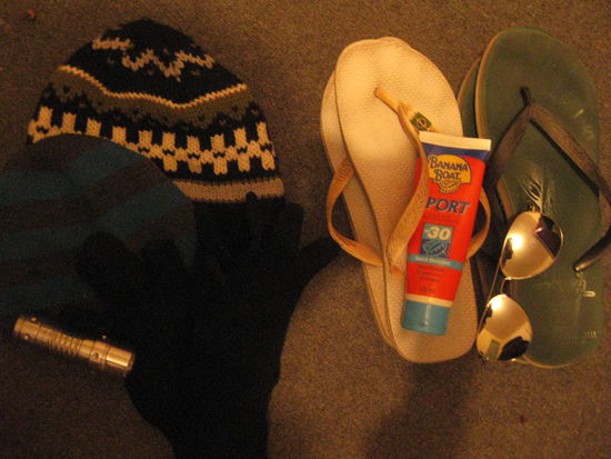 Kontrastprogramm: Winter- vs. Sommerspielkleidung