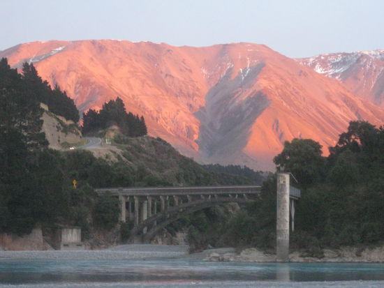 Schlafplatz mit Weltklasse-Morgenroete