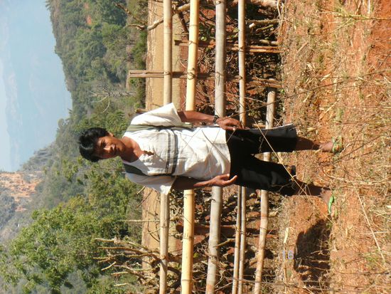 MIN MIN aus Njaung Shwe unser Guide, der Jens und mich über den Berg nach Kalaw gebracht hat. Spricht gut Englisch und hat uns bestens verpflegt. Unschlagbares Frühstück und Abendessen.