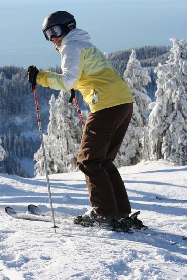 Nicole ist jetzt auch ein Skihaserl