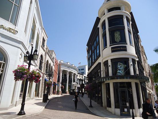 Der Rodeo Drive in L.A. und die vielen Designer Moden Geschäfte.