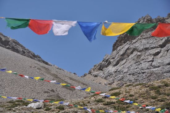 Dort gehts hoch zum 5416m Thorong-La Pass