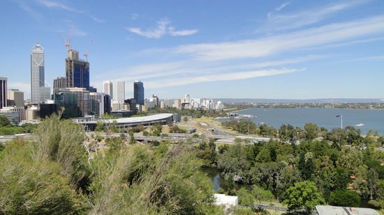 Aussicht vom Kingspark ueber Perth