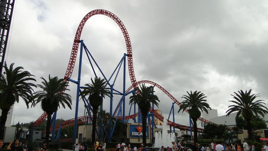 Superman Rollercoaster. In 2 sec 0-100kmh!!!