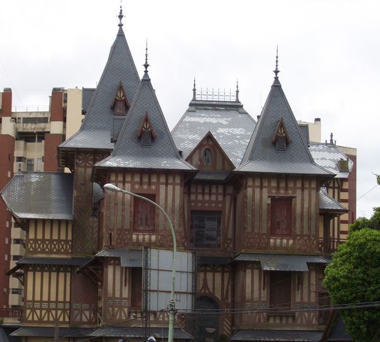 Villa Normandy, eines der wenigen, noch erhaltenen Beispiele für französische Architektur