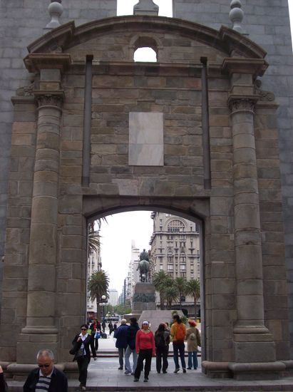 Puerta de la Ciudadela