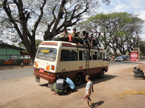 Da waren wirklich viele Leute im Bus...