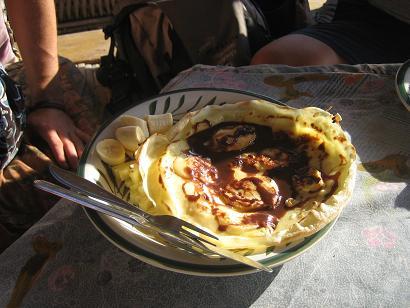 Mein geliebter Bananapancake mit Schokosauce und Honig